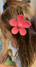 Load image into Gallery viewer, 3 inch flower clips
